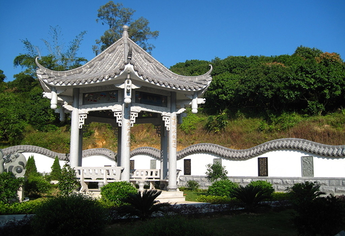 高湖石廠(chǎng)家要如何確保產(chǎn)品的質(zhì)量-諸暨市越拓石材有限公司